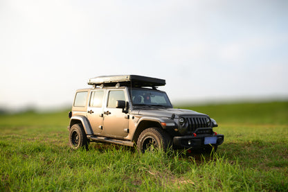 Classic Grey - Hard Shell Roof top Tent