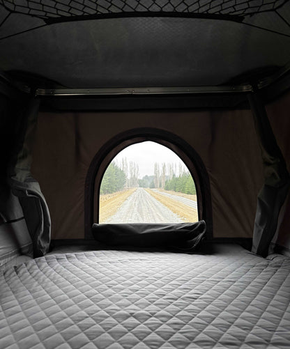 Classic Grey - Hard Shell Roof top Tent