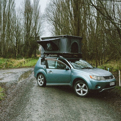 Classic Khaki - Hard Shell Roof top Tent