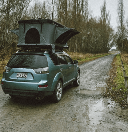 Classic Khaki - Hard Shell Roof top Tent