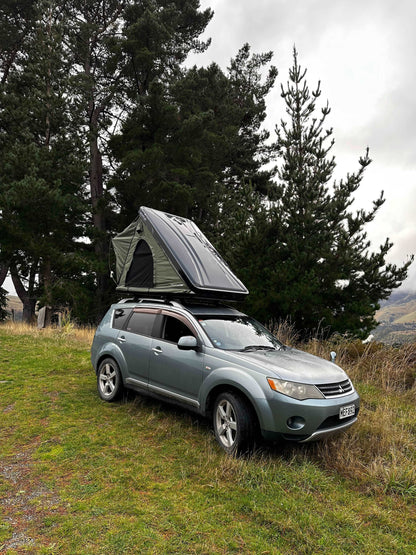 Nomad Grey - Hard Shell Car Roof tent