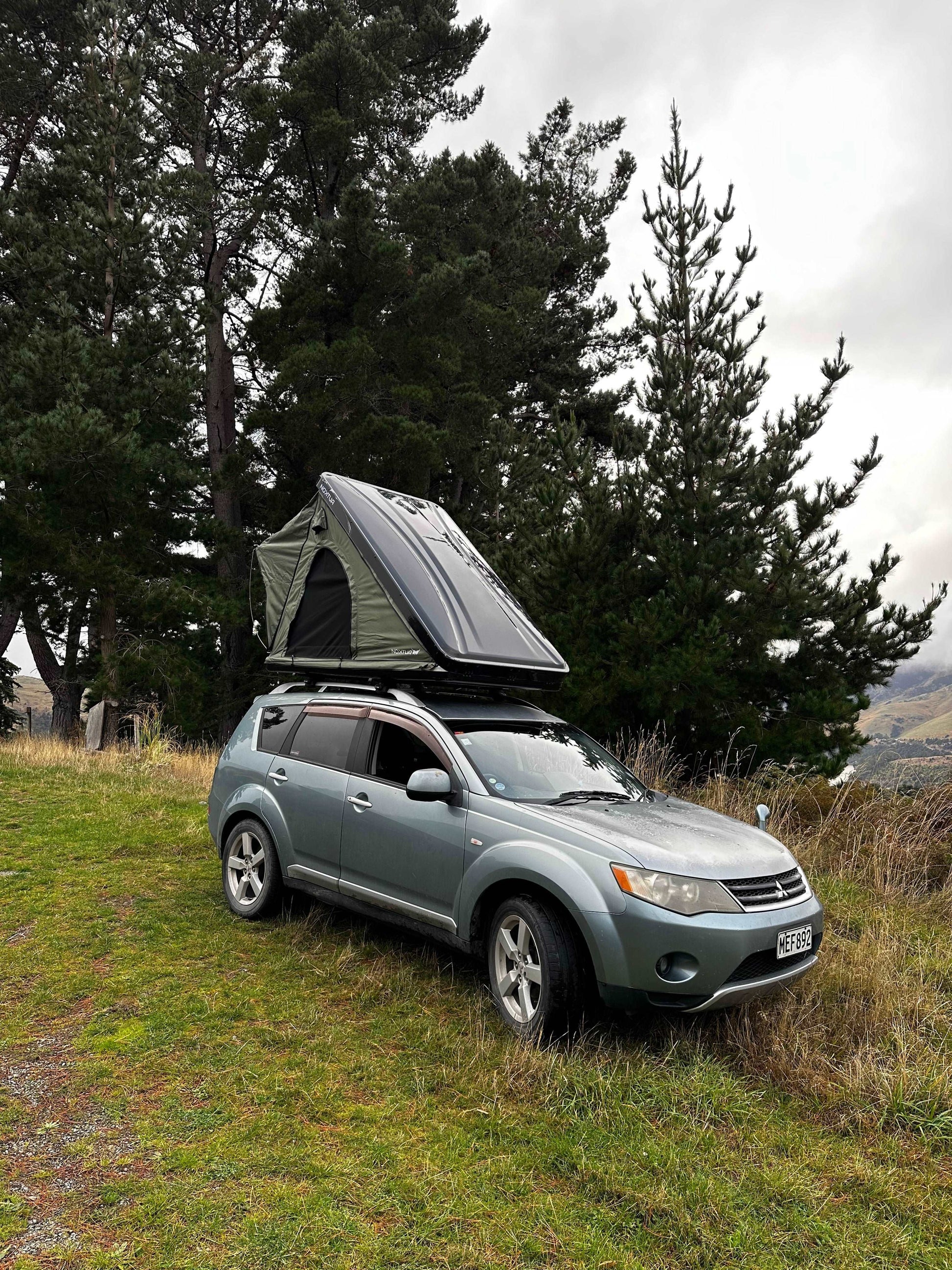 Nomad Khaki - Hard Shell Car Roof tent