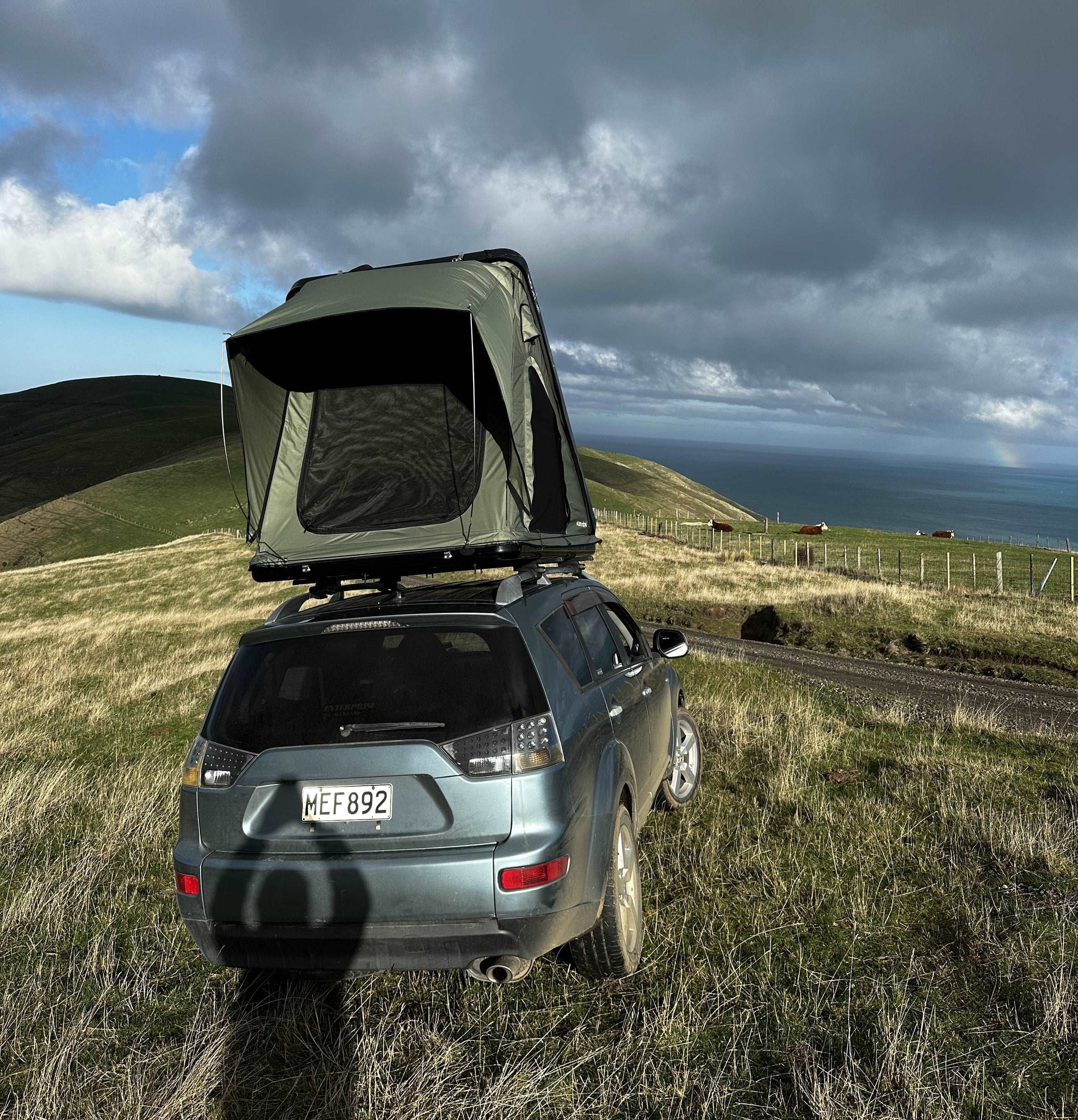 Nomad Khaki - Hard Shell Car Roof tent