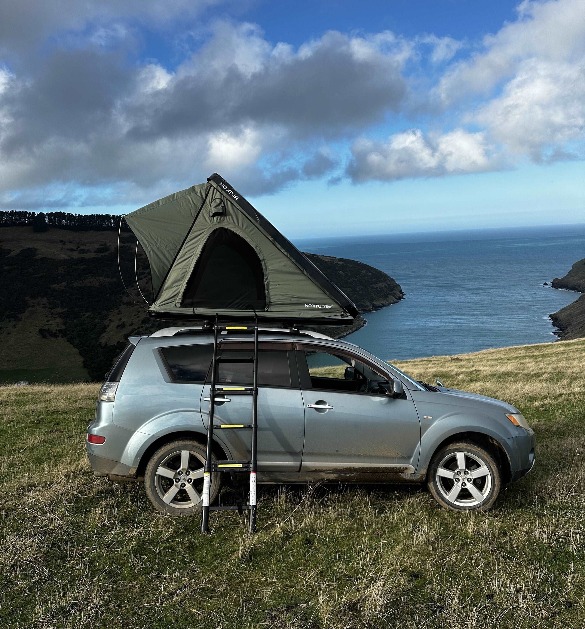 Nomad Green - Hard Shell Car Roof tent